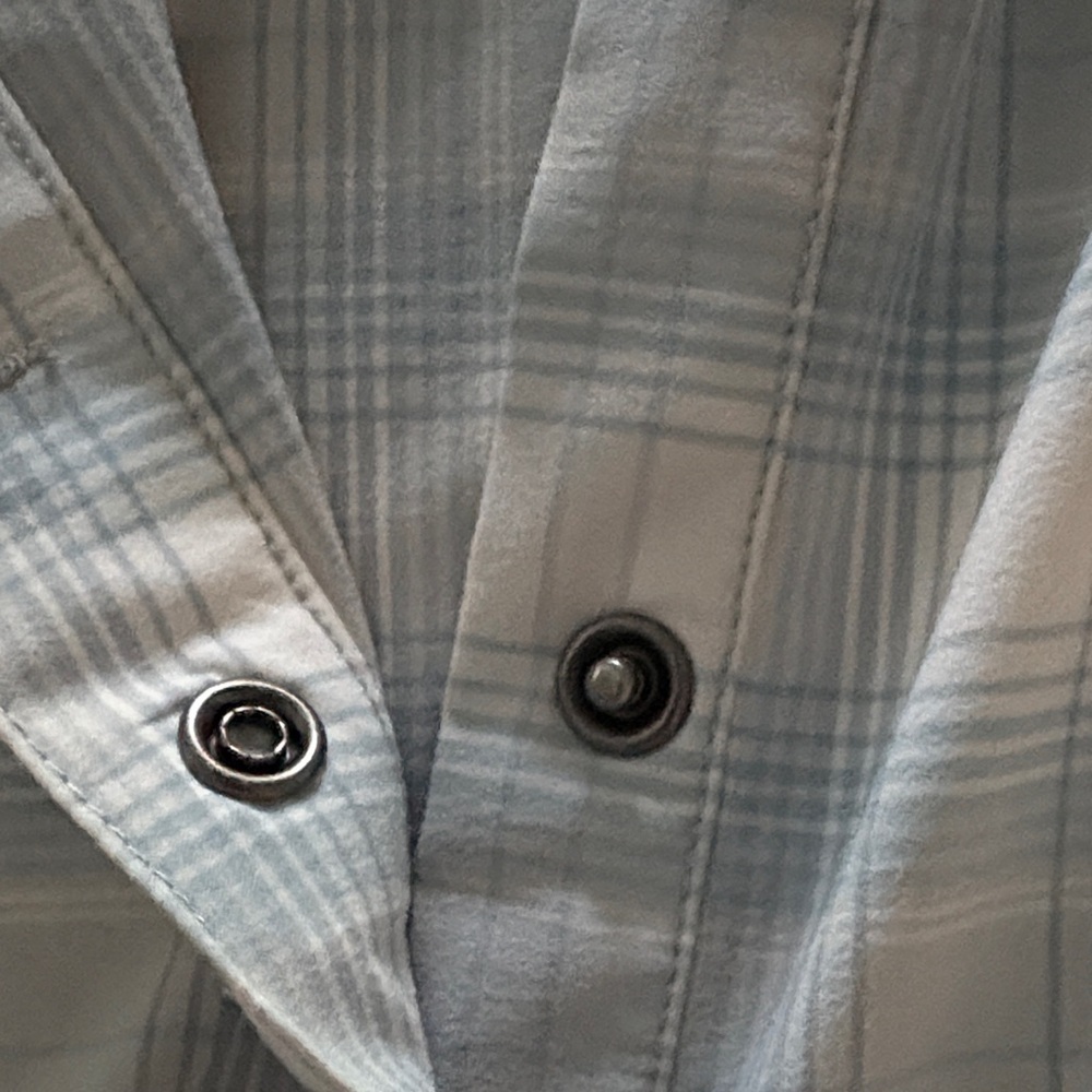 Orvis Pro Womens Blue Plaid Snap Down Shirt with Zippered Side Pockets Size L - Picture 9 of 13